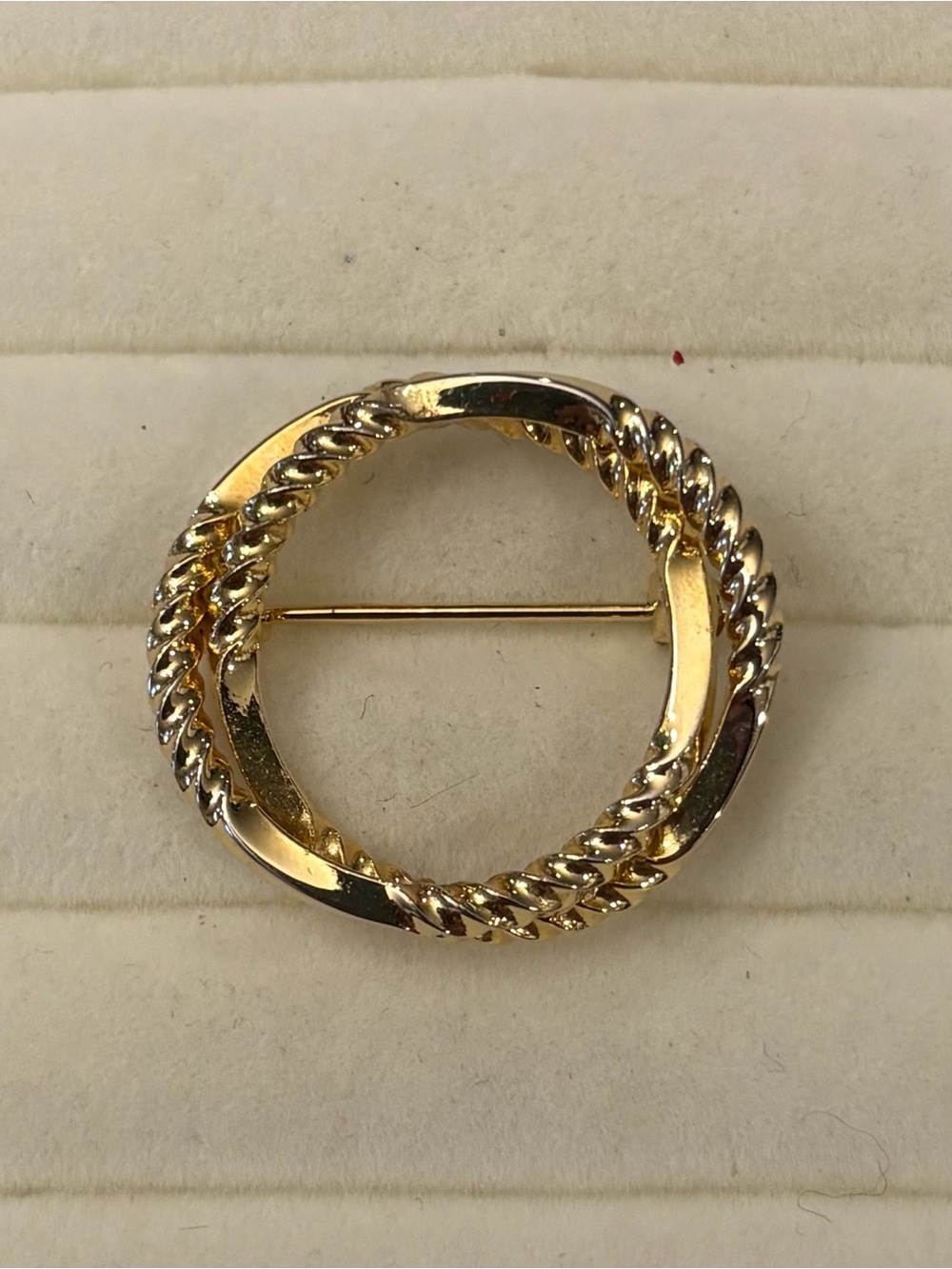 Gold‎ Tone Twisted Double Circle Brooch Round Pin Unisex Estate Sale